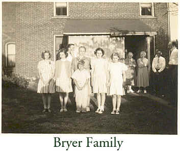 bryer_family_porch.jpg (402210 bytes)