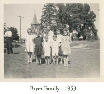 bryer_family_children_1953.jpg (216233 bytes)